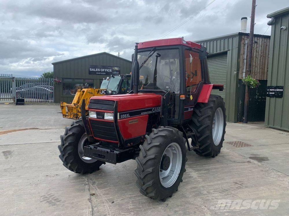 Case IH 856 XL Tractoren