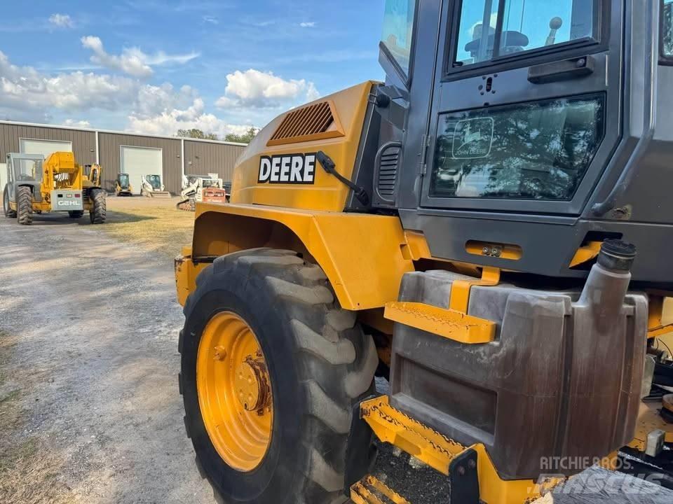 John Deere 324h Wielladers