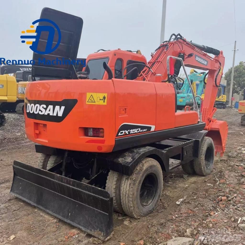 Doosan DX150W-7 Wielgraafmachines