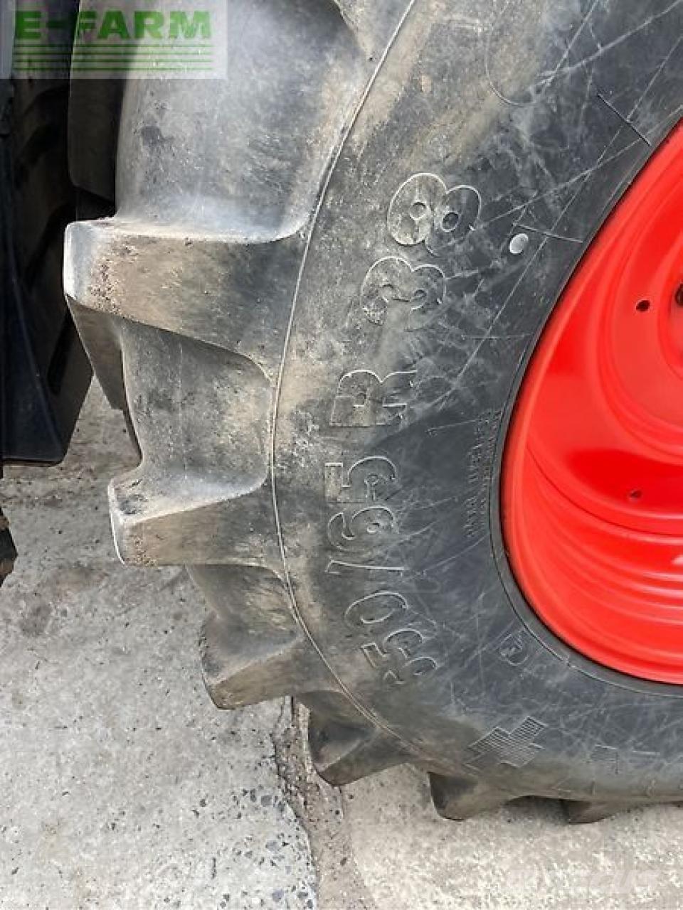 CLAAS arion 610 Tractoren