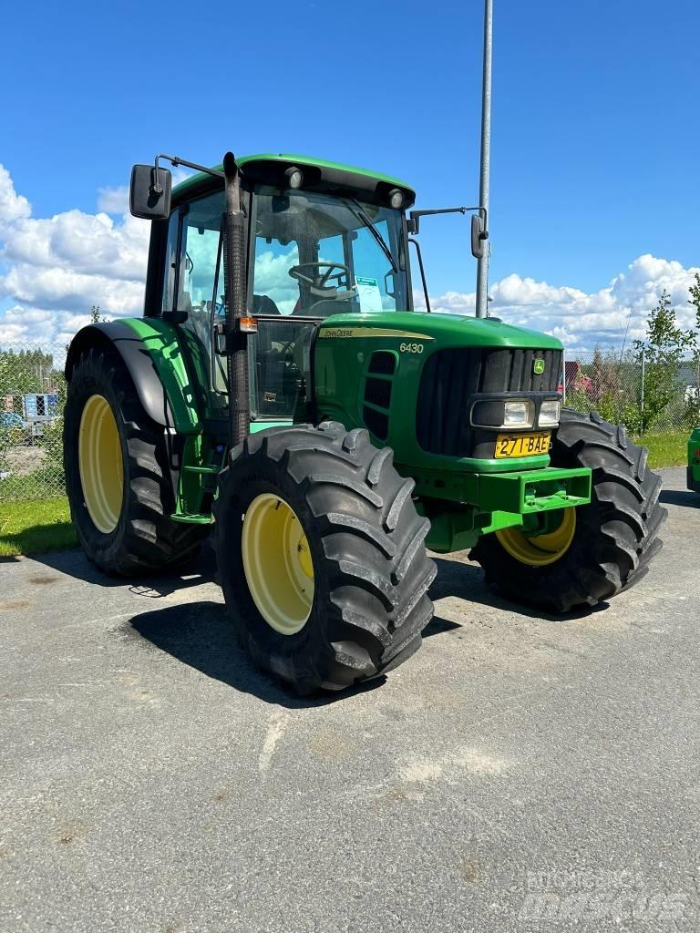 John Deere 6430 STD Tractoren