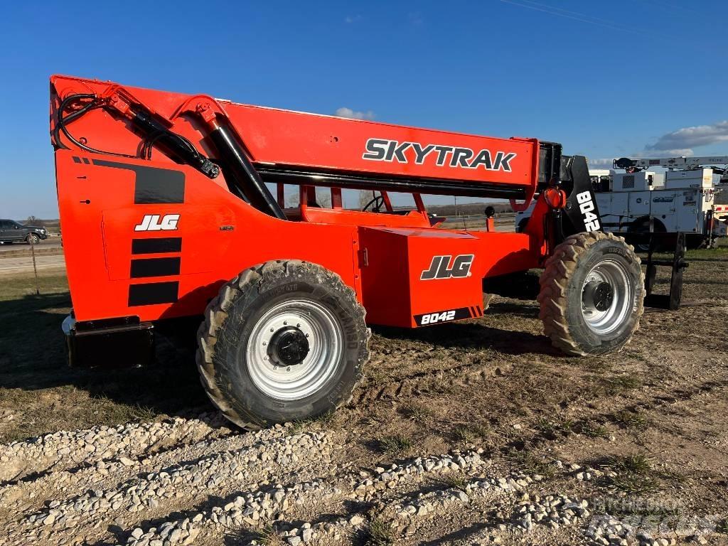SkyTrak 8042 Verreikers