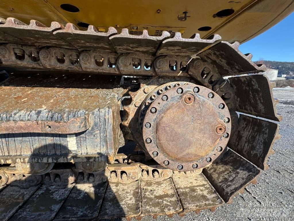 CAT 323 NG Rupsgraafmachines
