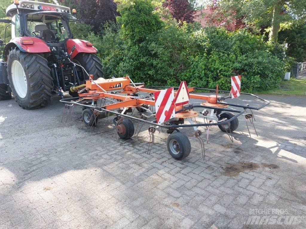 Fella TH 790 Schudders