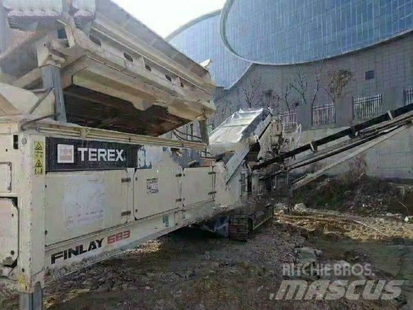 Terex FINLAY683 Mobiele zeefinstallaties