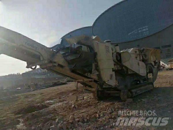 Terex FINLAY683 Mobiele zeefinstallaties