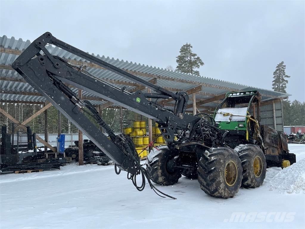 John Deere 1470D Harvesters