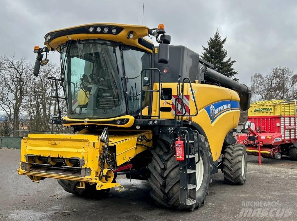 New Holland CX 880 Maaidorsmachines