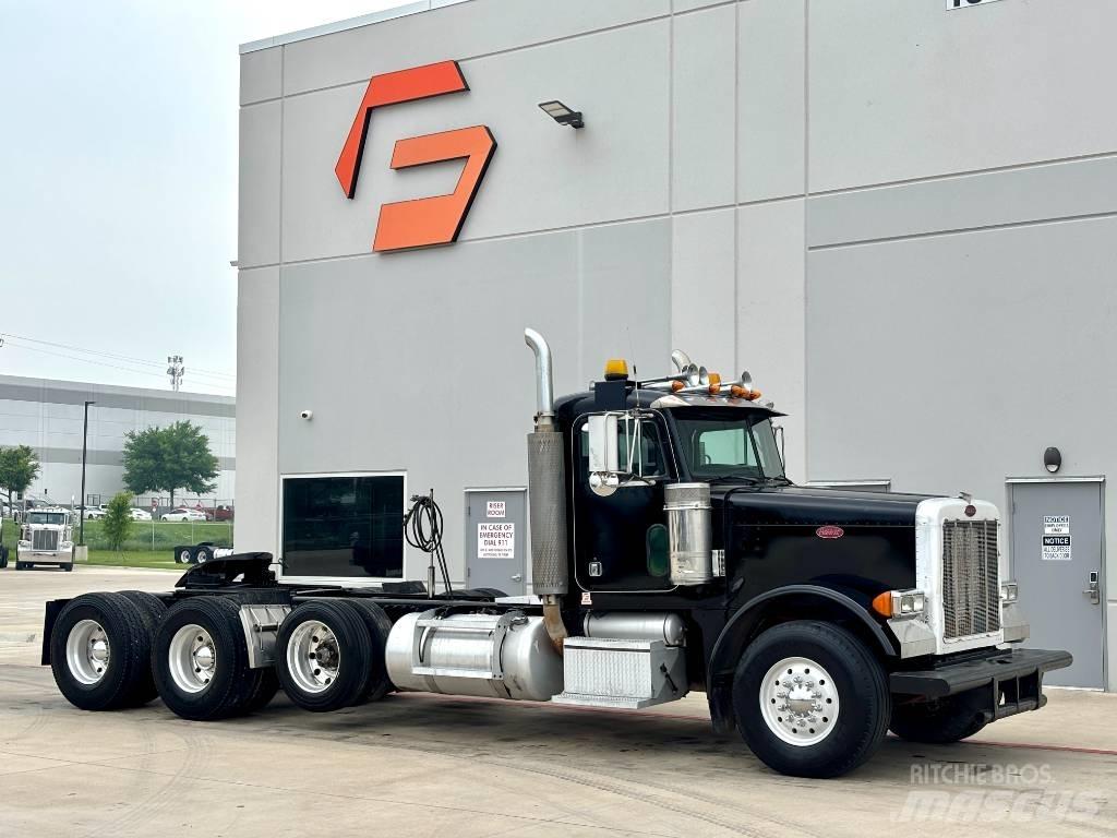 Peterbilt 379 Trekkers