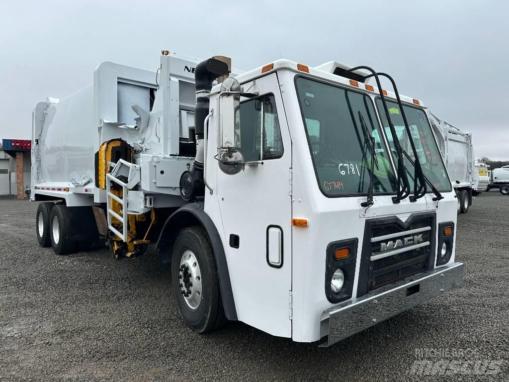 Mack LEU 633 Vuilniswagens