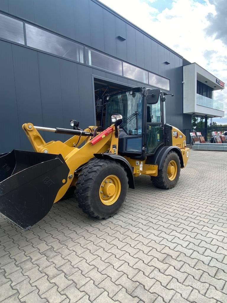 CAT 906 Wielladers