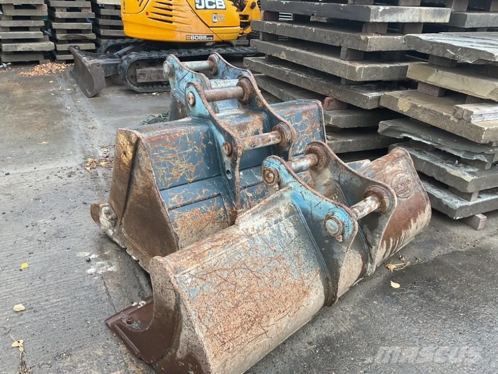 Hyundai HX140 LC Rupsgraafmachines