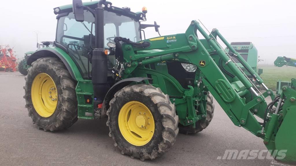 John Deere 6R120 Tractoren