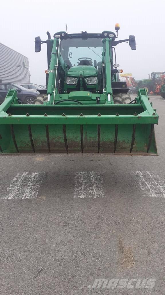 John Deere 6R120 Tractoren