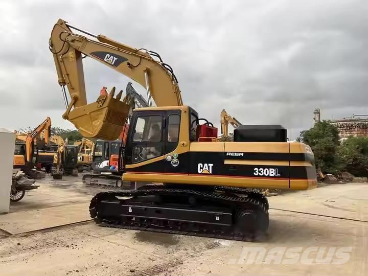 CAT 330 B L Rupsgraafmachines
