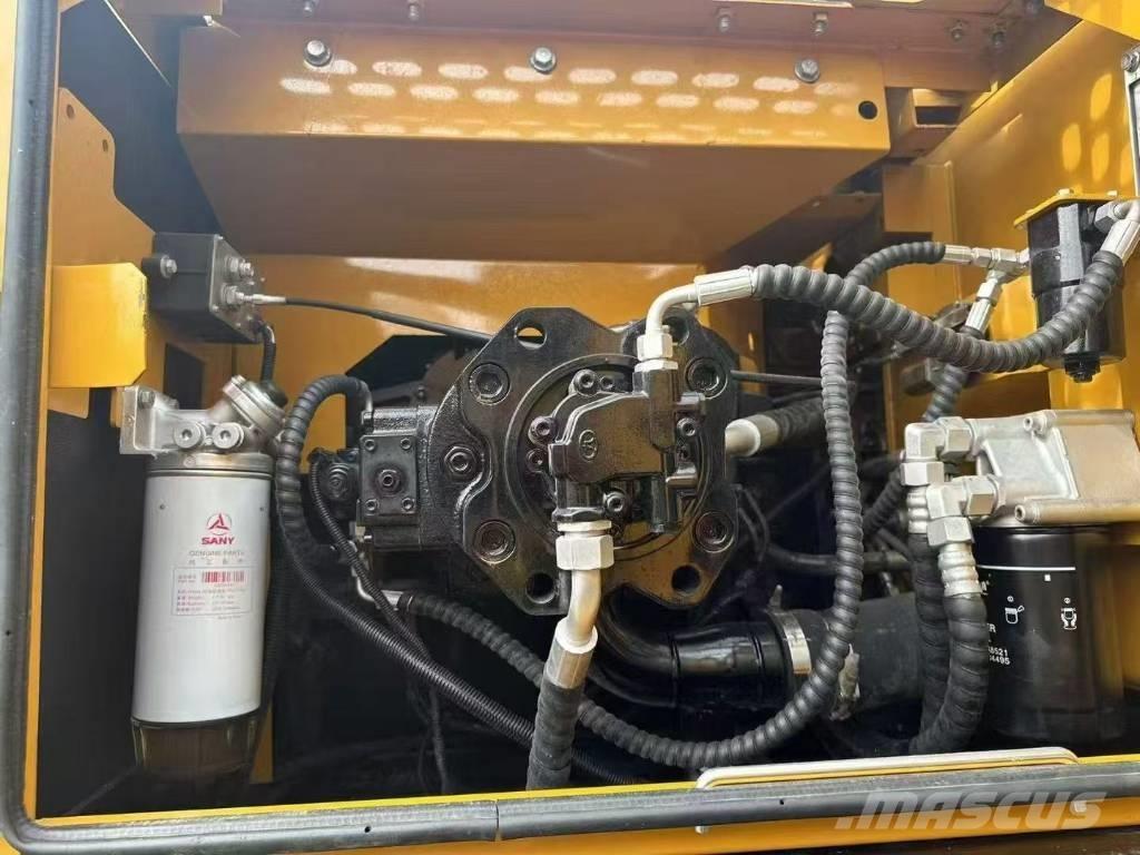 Sany 215C Rupsgraafmachines