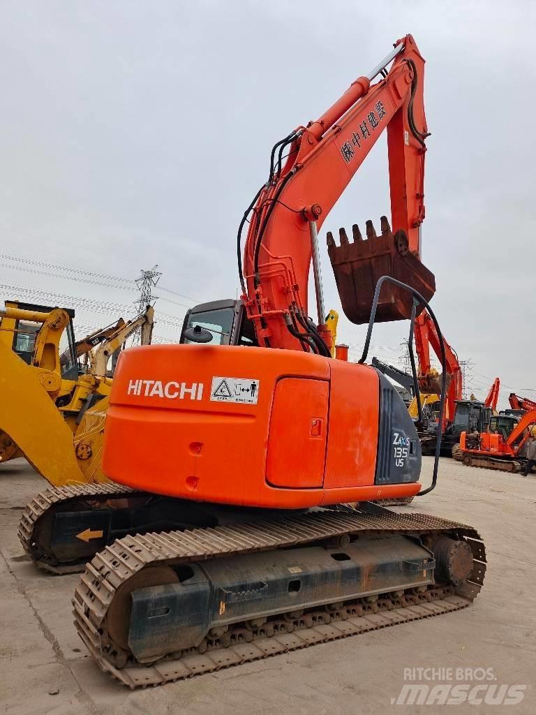 Hitachi ZX 135 US Rupsgraafmachines
