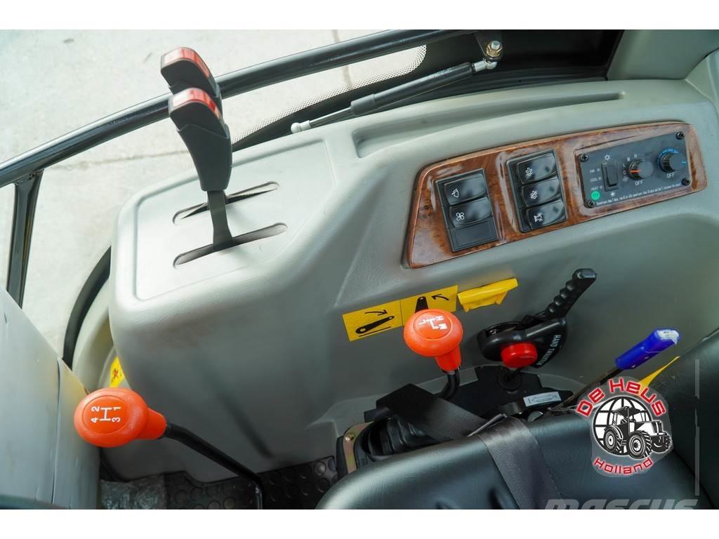 YTO NMF704C Tractoren