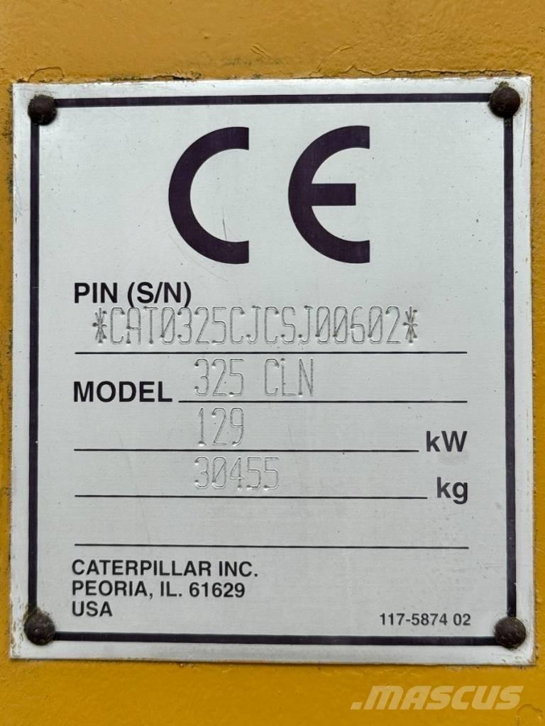 CAT 325CLN LR Graafmachines Long Reach