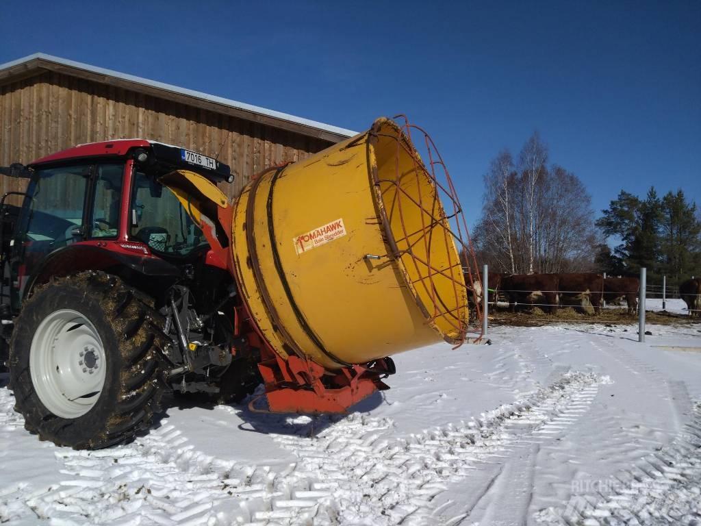 Tomahawk 5050 Balenhakselaars, -snijders en -afwikkelaars