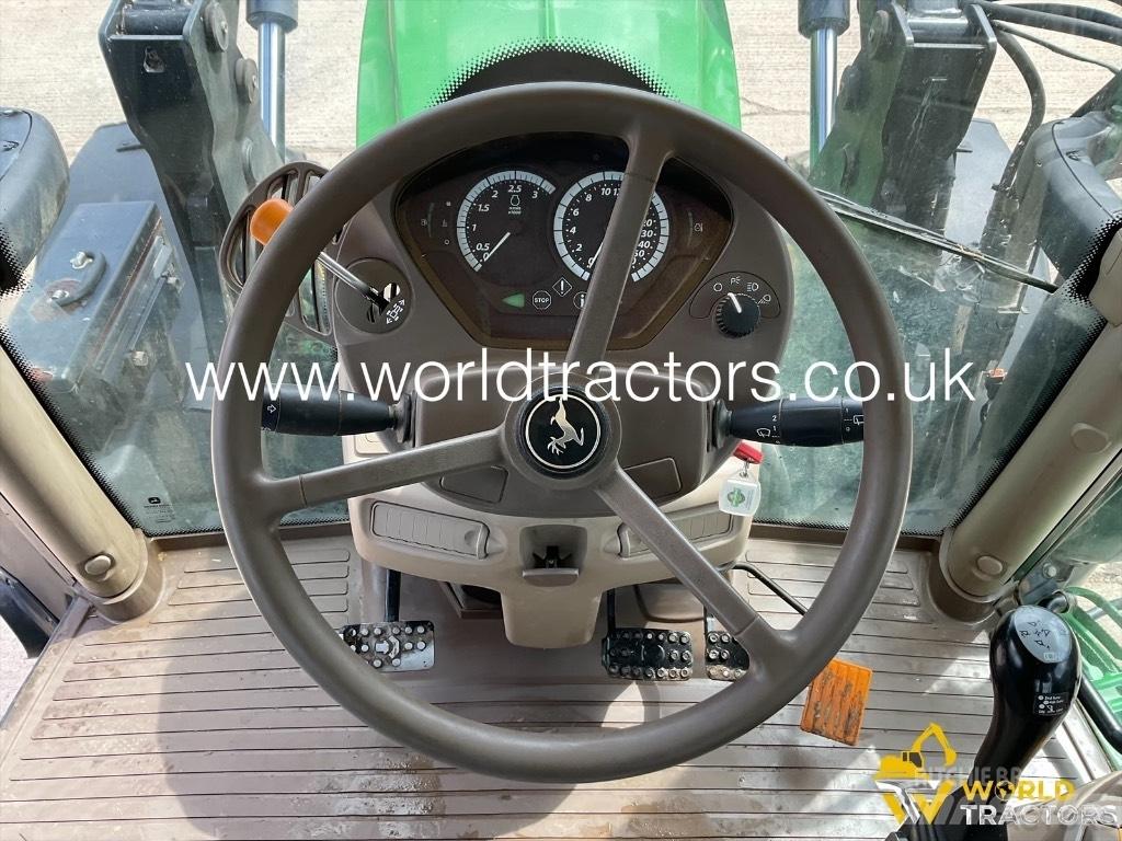John Deere 6130 R Tractoren