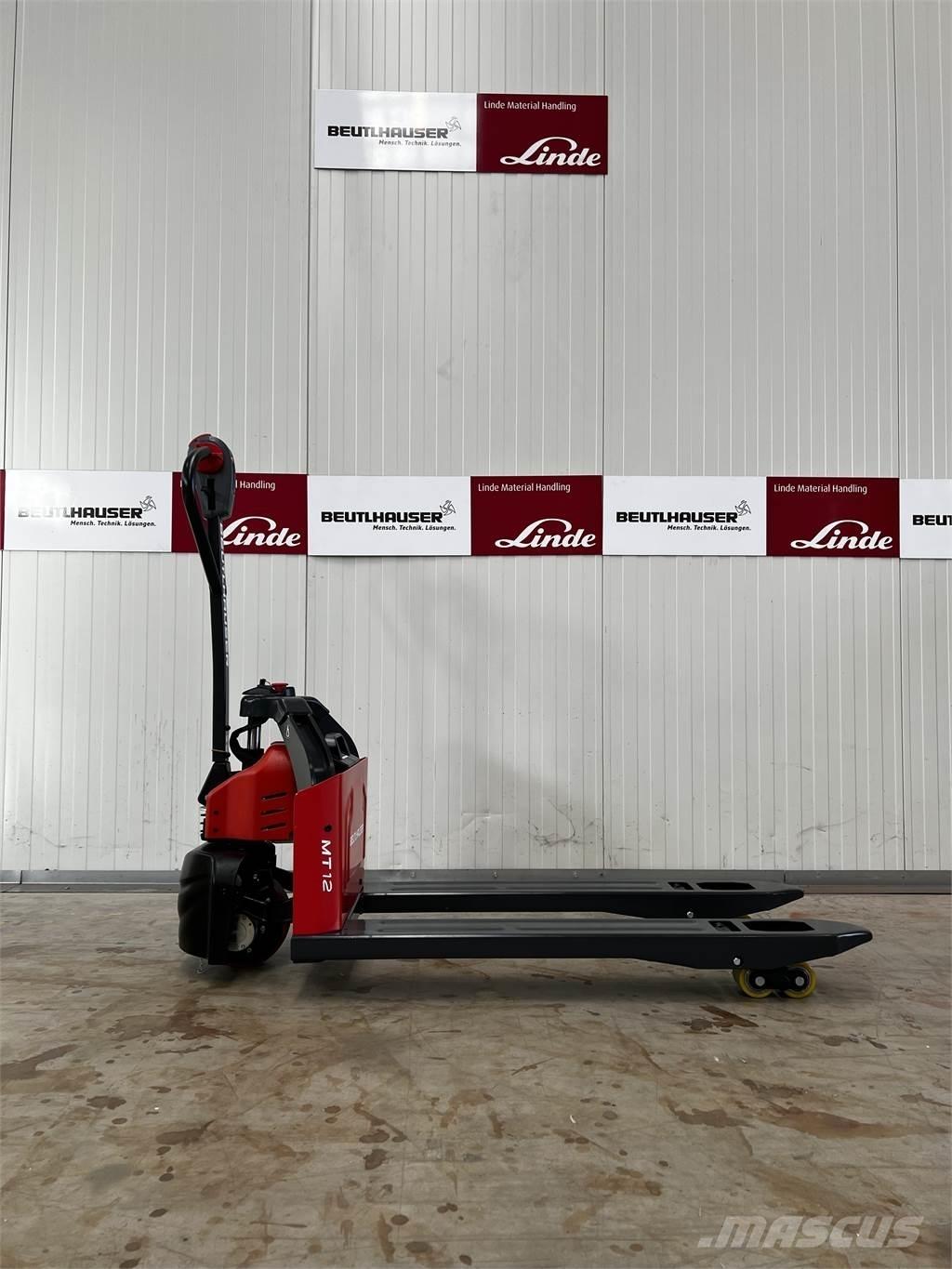 Linde MT12 Stapelaar meeloop