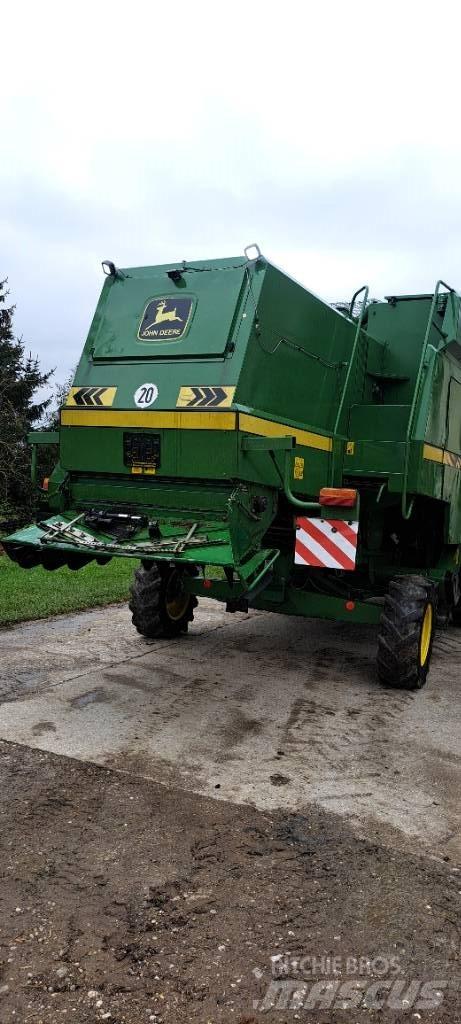 John Deere 2056HM Maaidorsmachines