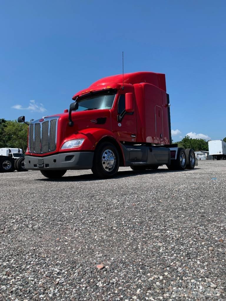 Peterbilt 579 Trekkers