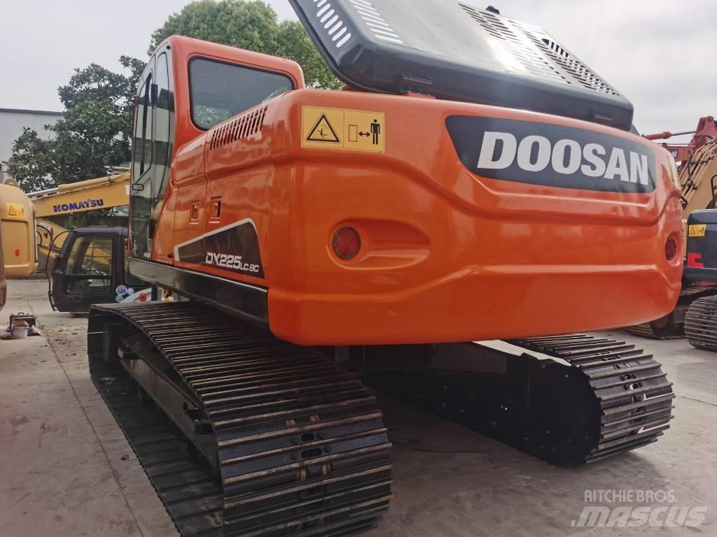 Doosan DX 225 LC-9C Rupsgraafmachines