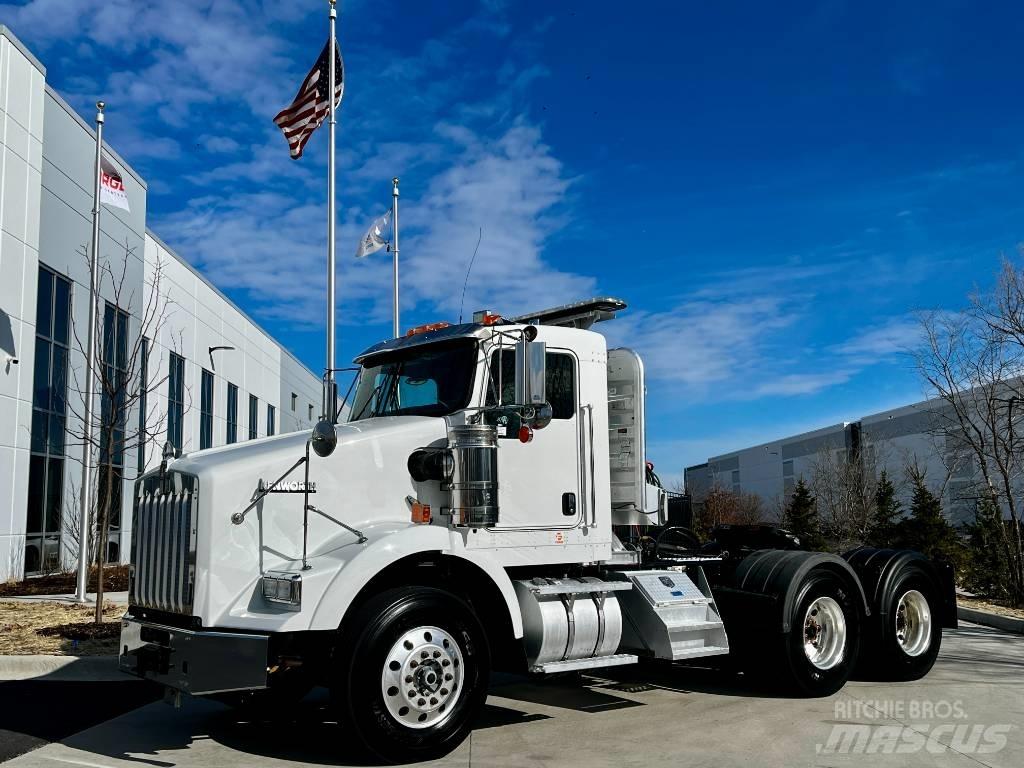 Kenworth T 800 Trekkers