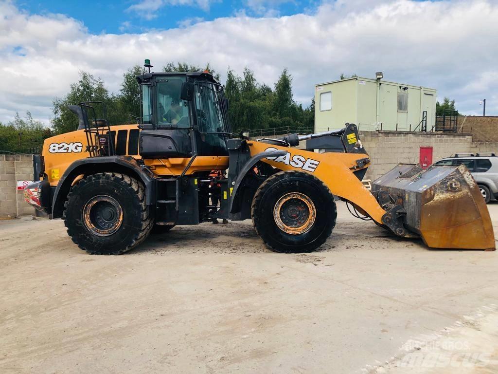 CASE 821 GXR Wielladers