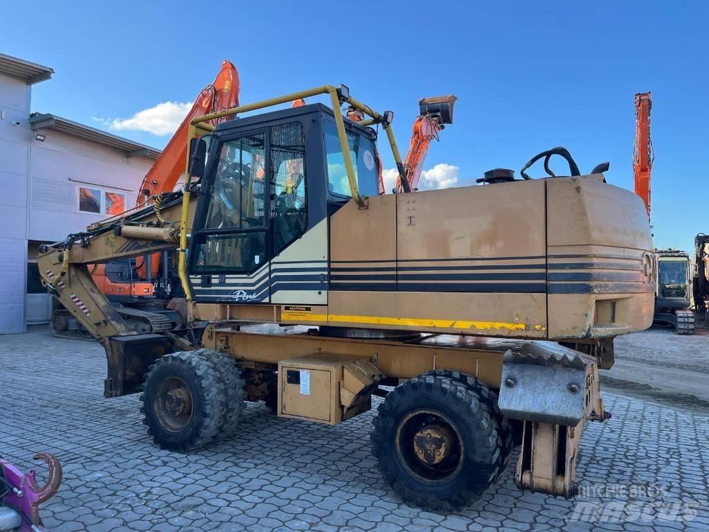 CASE 1088 Graafmachines Long Reach