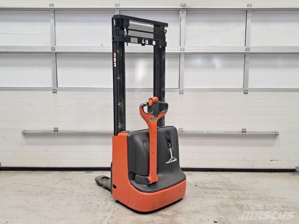 Linde L10 Stapelaar meeloop
