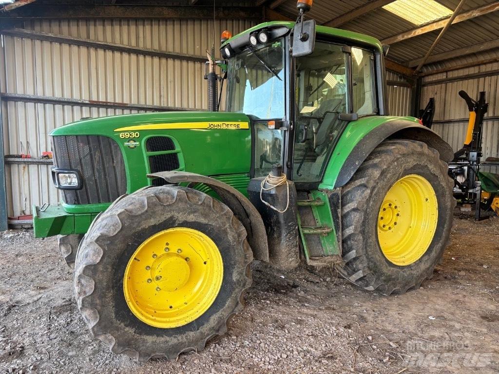 John Deere 6930 Tractoren