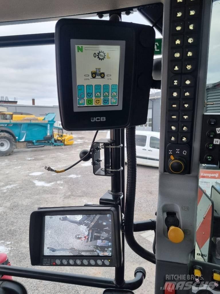 JCB Fastrac 4220 Tractoren