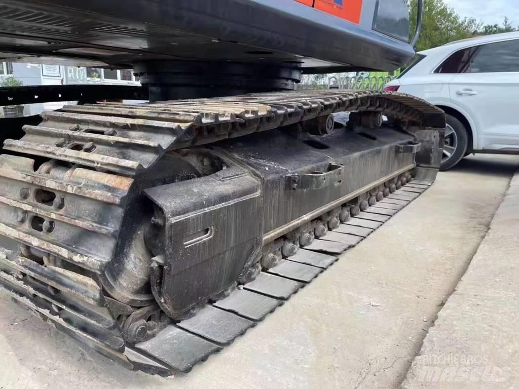 Hitachi ZX200 Rupsgraafmachines