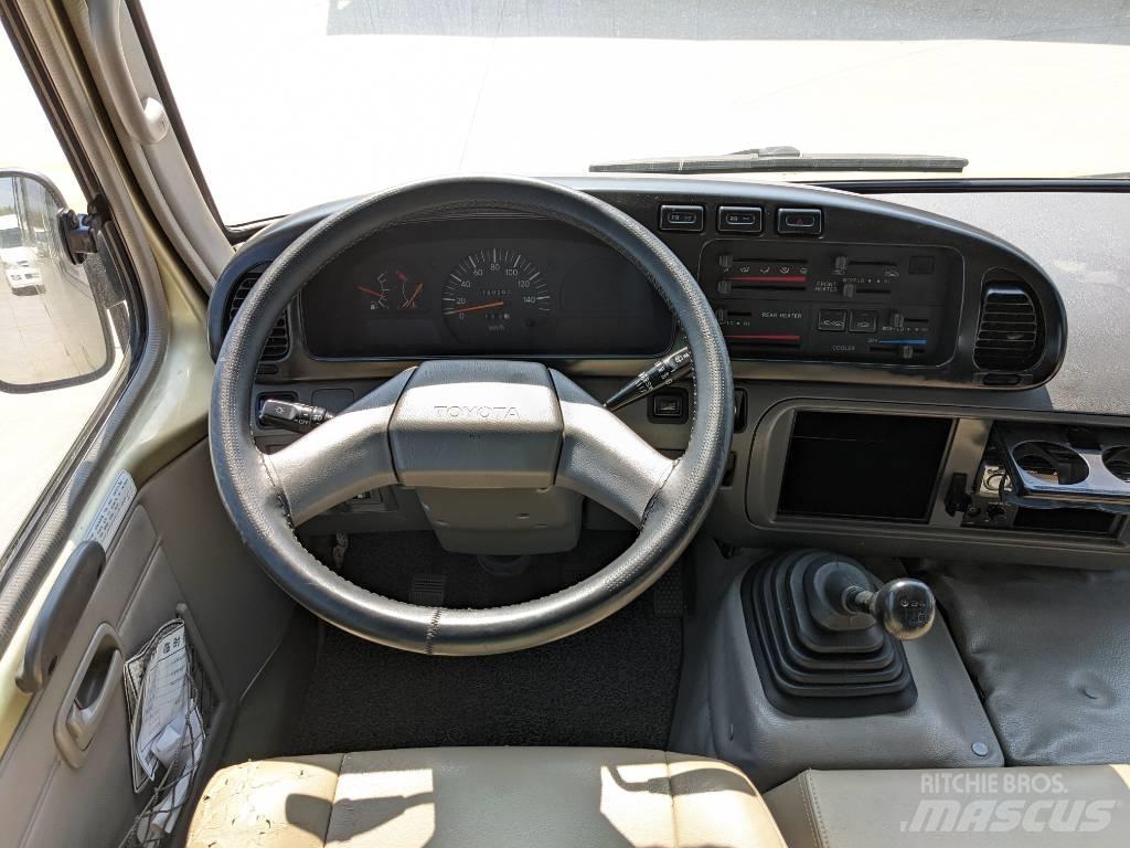 Toyota Coaster Bus Minibussen