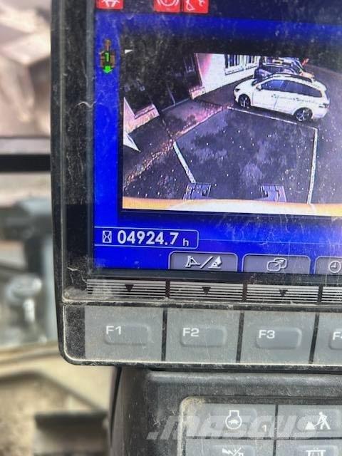 Komatsu PW 98 MR Wielgraafmachines