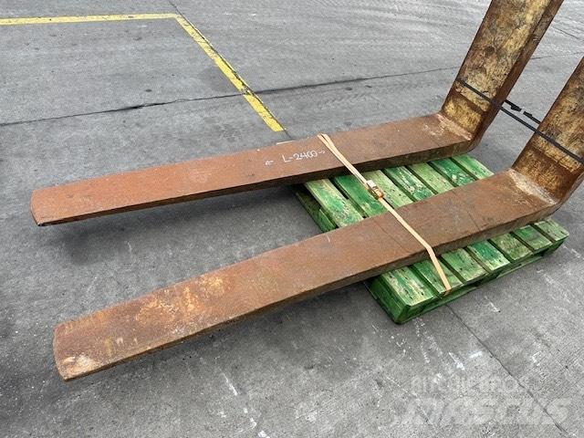 CAT 25-30 ton /988 Vorken