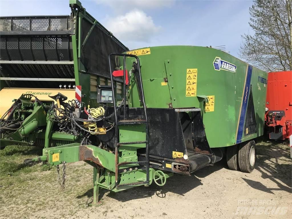 Faresin TMRVD1400 Mengvoedermachines