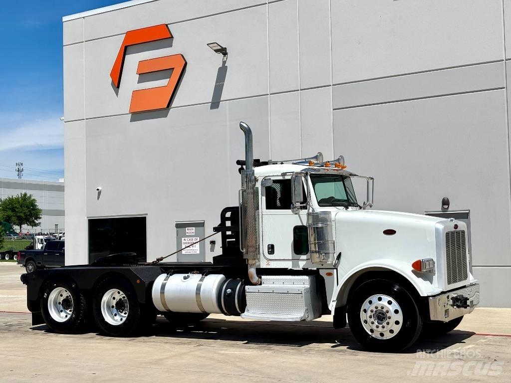 Peterbilt 367 Trekkers