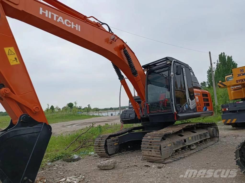 Hitachi ZX210 Rupsgraafmachines