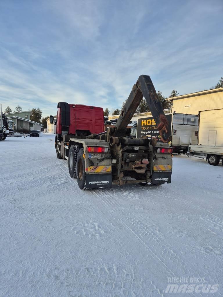 Volvo fm12 Vrachtwagen met containersysteem