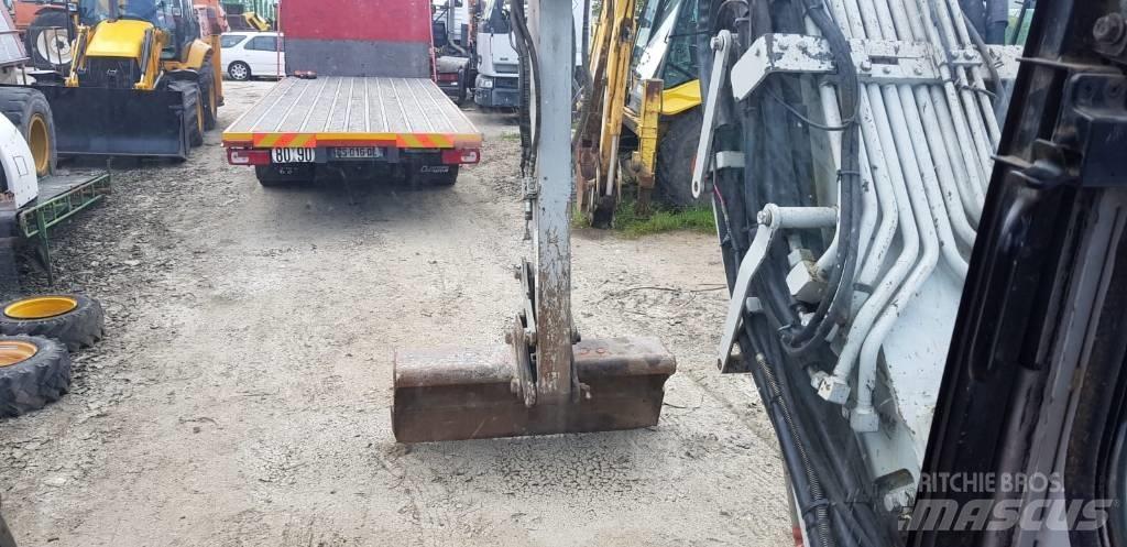 Takeuchi TB180 Overige laad- en graafmachines