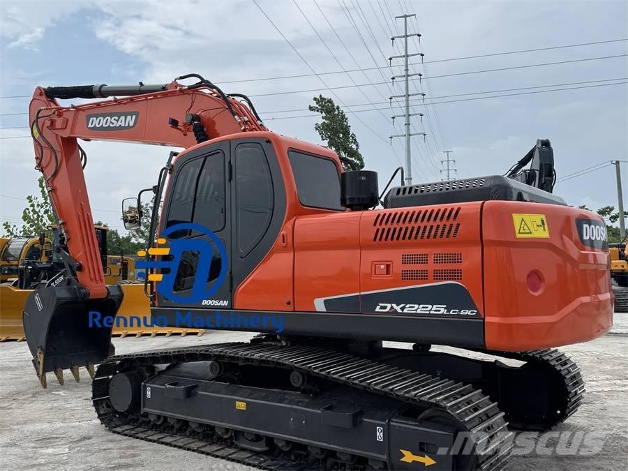 Doosan DX 225 LC-9C Rupsgraafmachines