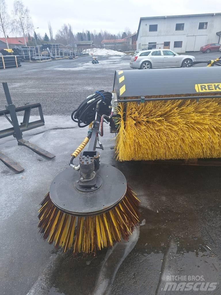 Reko KH 1800 Veegmachines