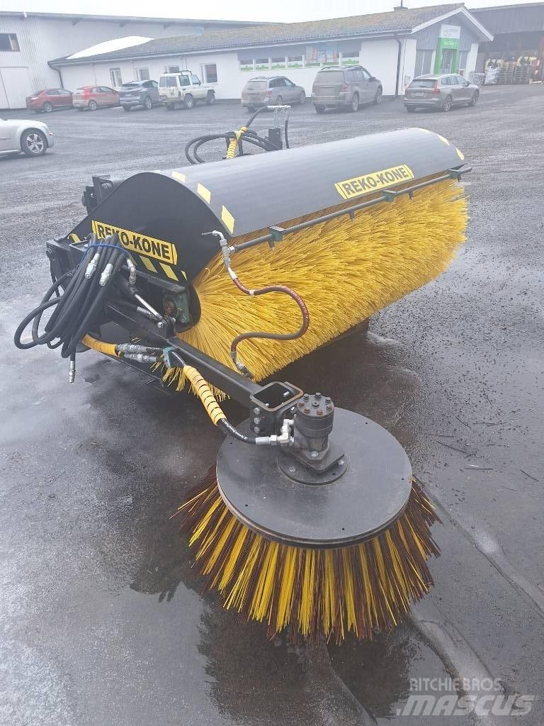 Reko KH 1800 Veegmachines