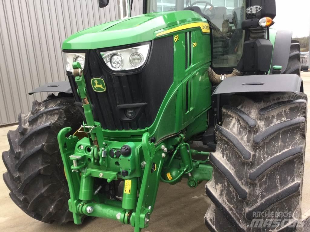 John Deere 6R250 Tractoren