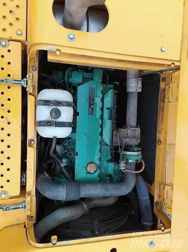 Volvo EC 210 Midigraafmachines 7t - 12t