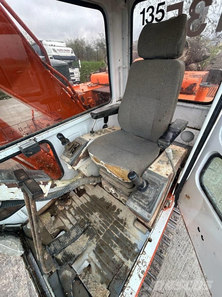 Daewoo DH 130 Rupsgraafmachines